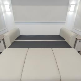 2025 Avenue 32RLS Interior