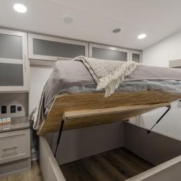 2025 Avenue 28BH Interior
