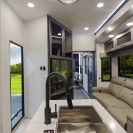 2025 Valor 42V14 Interior