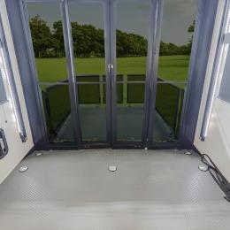 2025 Valor 32A10 Interior