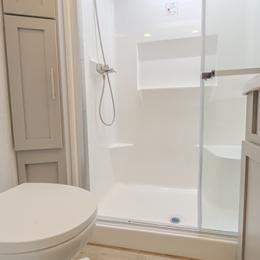 2026 Avenue 33RKS Interior