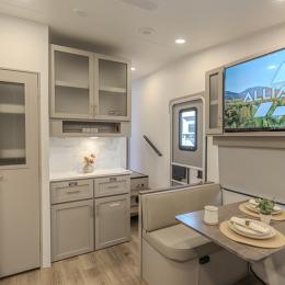 2026 Avenue 23ML Interior