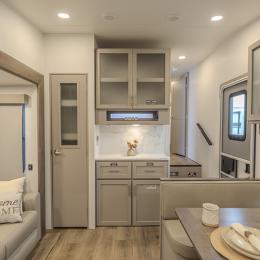 2026 Avenue 23ML Interior