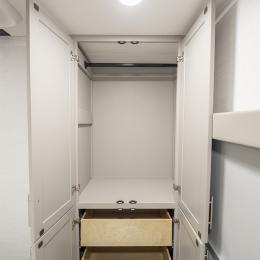 2026 Avenue 30BH Interior