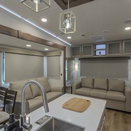 2026 Avenue 32RLS Interior
