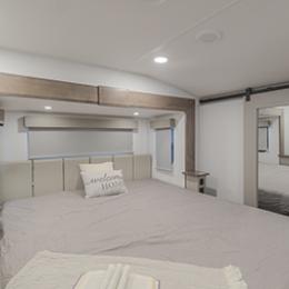 2026 Avenue 32RLS Interior