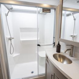 2026 Avenue 35RKS Interior