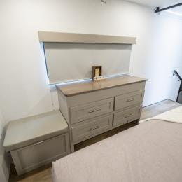 2026 Avenue 35RKS Interior