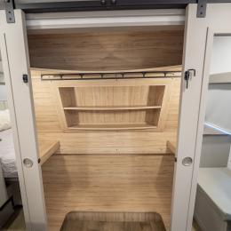 2026 Avenue 35RKS Interior