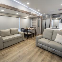 2026 Avenue 35RKS Interior