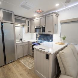 2026 Avenue 35RKS Interior
