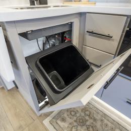 2026 Delta 252RL Interior