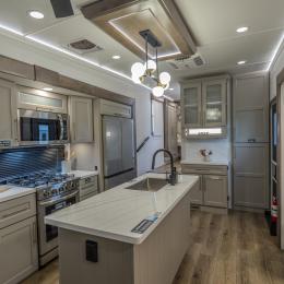 2026 Paradigm 340RL Interior