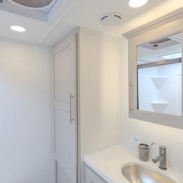 2026 Paradigm 340RL Interior