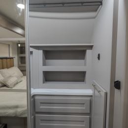 2026 Paradigm 340RL Interior