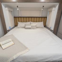 2026 Paradigm 385FL Interior