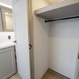 2026 Paradigm 385FL Interior