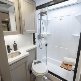 2026 Paradigm 395DS Interior