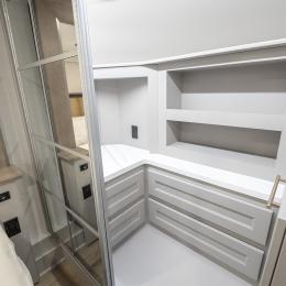 2026 Paradigm 395DS Interior