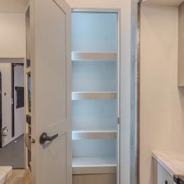 2026 Valor 32A10 Interior