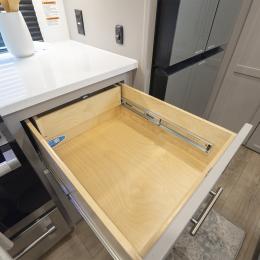 2026 Avenue 25RL Interior