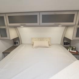 2026 Avenue 25RL Interior