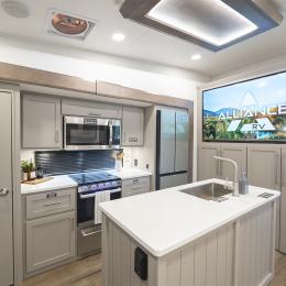 2026 Avenue 25RL Interior