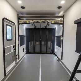 2026 Valor 41V16 Interior