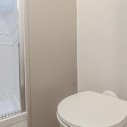 2026 Avenue 333BH Interior