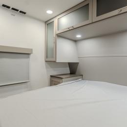 2026 Avenue 333BH Interior