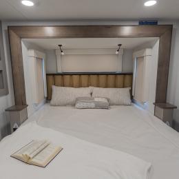 2026 Paradigm 370FB Interior
