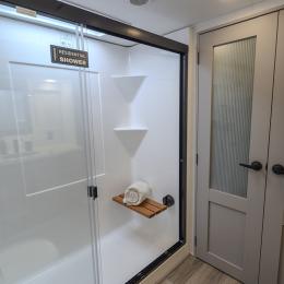2026 Paradigm 370FB Interior