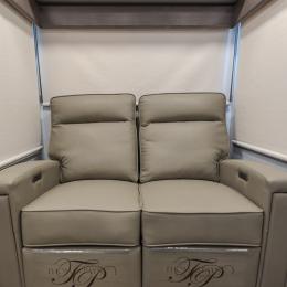 2026 Paradigm 338SP Interior