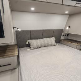 2026 Delta Ultra Lite Solo 291BH Interior
