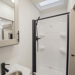 2026 Valor 27T14 Interior