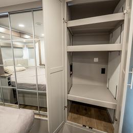 2026 Avenue 332RL Interior