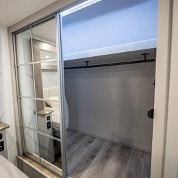 2026 Avenue 332RL Interior