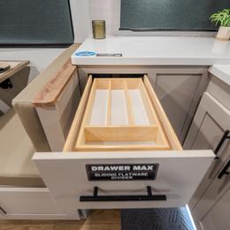 2026 Delta 274RKW Interior