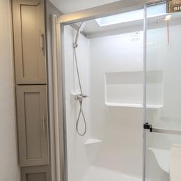 2026 Avenue 39MBR Interior