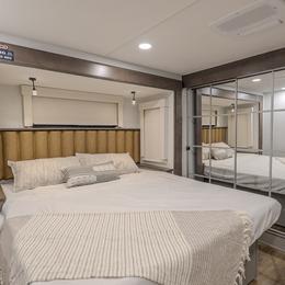 2026 Paradigm 312RK Interior