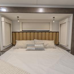 2026 Paradigm 312RK Interior