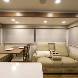 Avenue Travel Trailer 298RL Interior