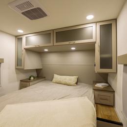 Avenue Travel Trailer 298RL Interior