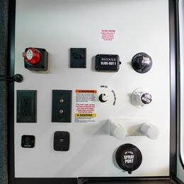 Avenue Travel Trailer 298RL Interior