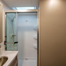 Avenue Travel Trailer 298RL Interior