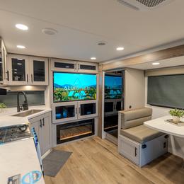 2026 Delta Ultra Light RE250 Interior