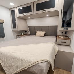 2026 Delta Ultra Light RE250 Interior