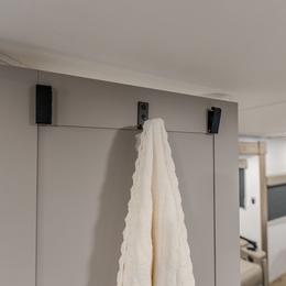 2026 Delta ML206 Interior