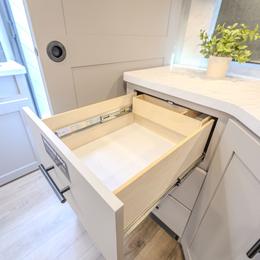 2026 Delta ML226 Interior